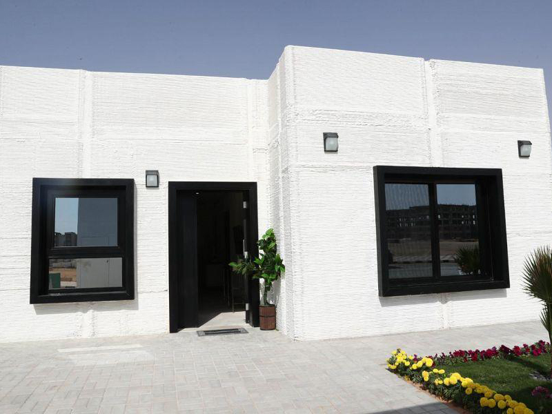 اضغط لمشاهدة الفيديو: بناء أول منزل بالطباعة ثلاثية الأبعاد في السعودية